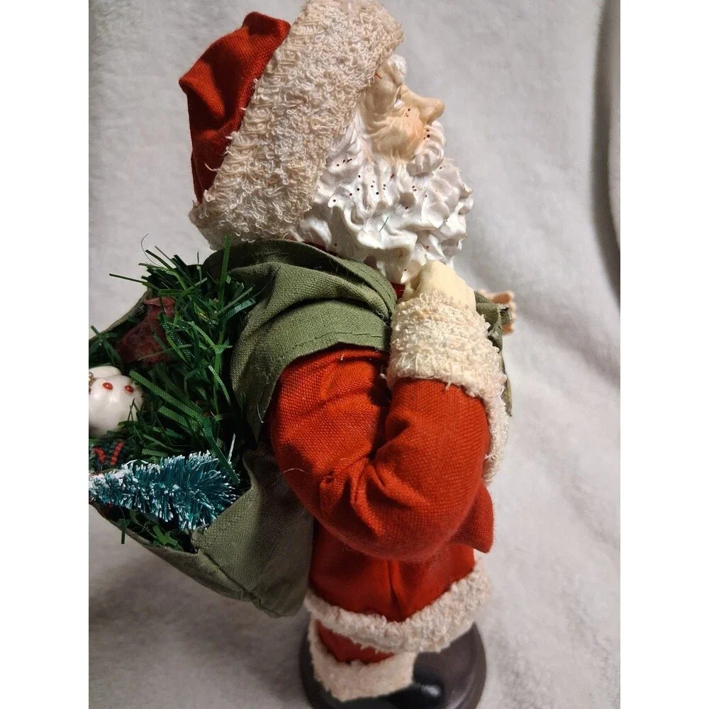 Vintage Santa Claus Figurine Holiday / Christmas Decor